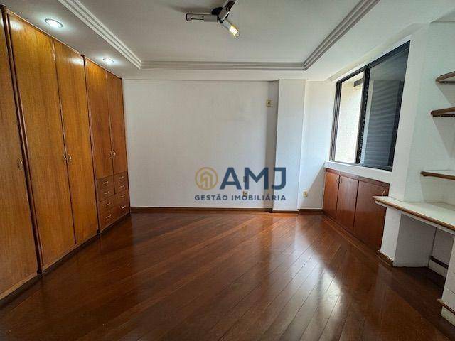 Apartamento para alugar com 4 quartos, 215m² - Foto 21