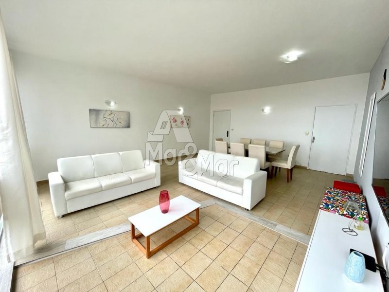 Apartamento à venda com 3 quartos, 158m² - Foto 3