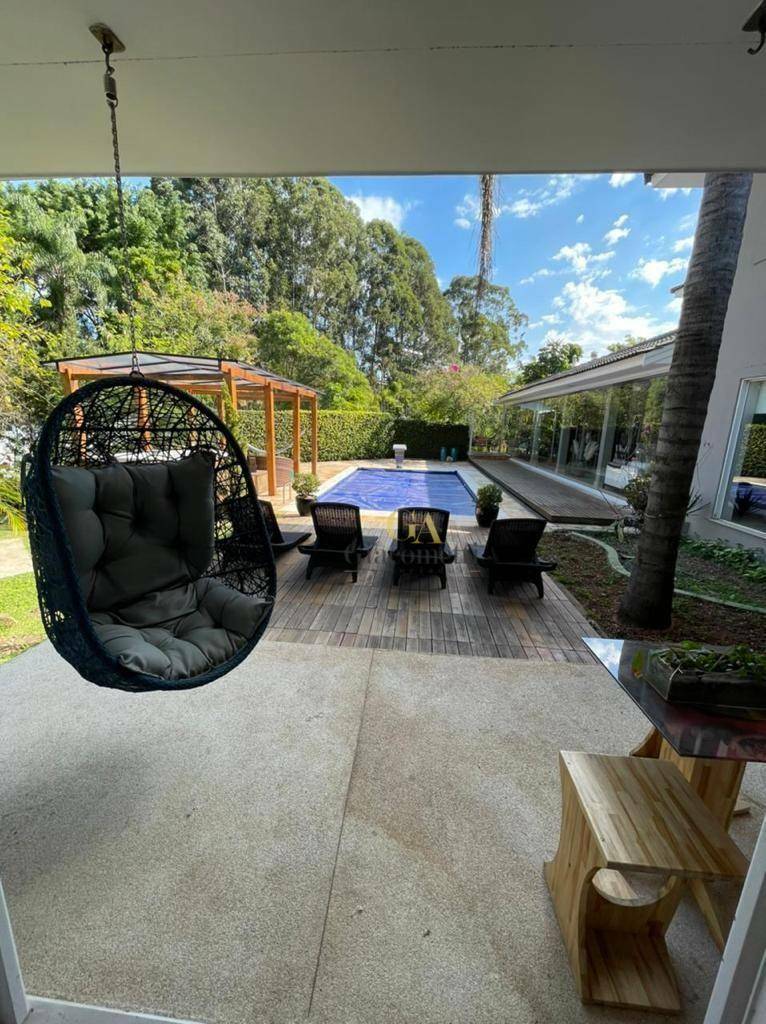 Casa de Condomínio à venda com 4 quartos, 750m² - Foto 9