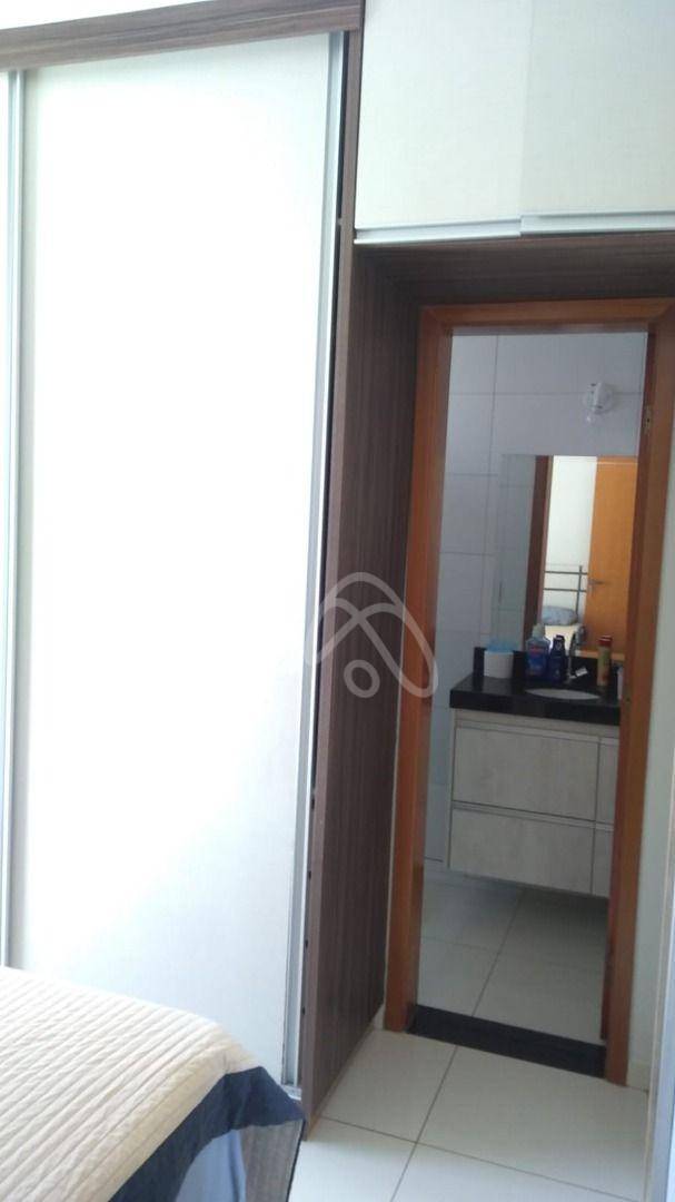 Apartamento à venda com 2 quartos, 72m² - Foto 18