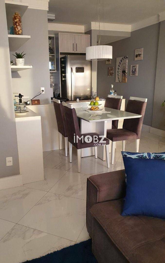 Apartamento à venda com 2 quartos, 69m² - Foto 4