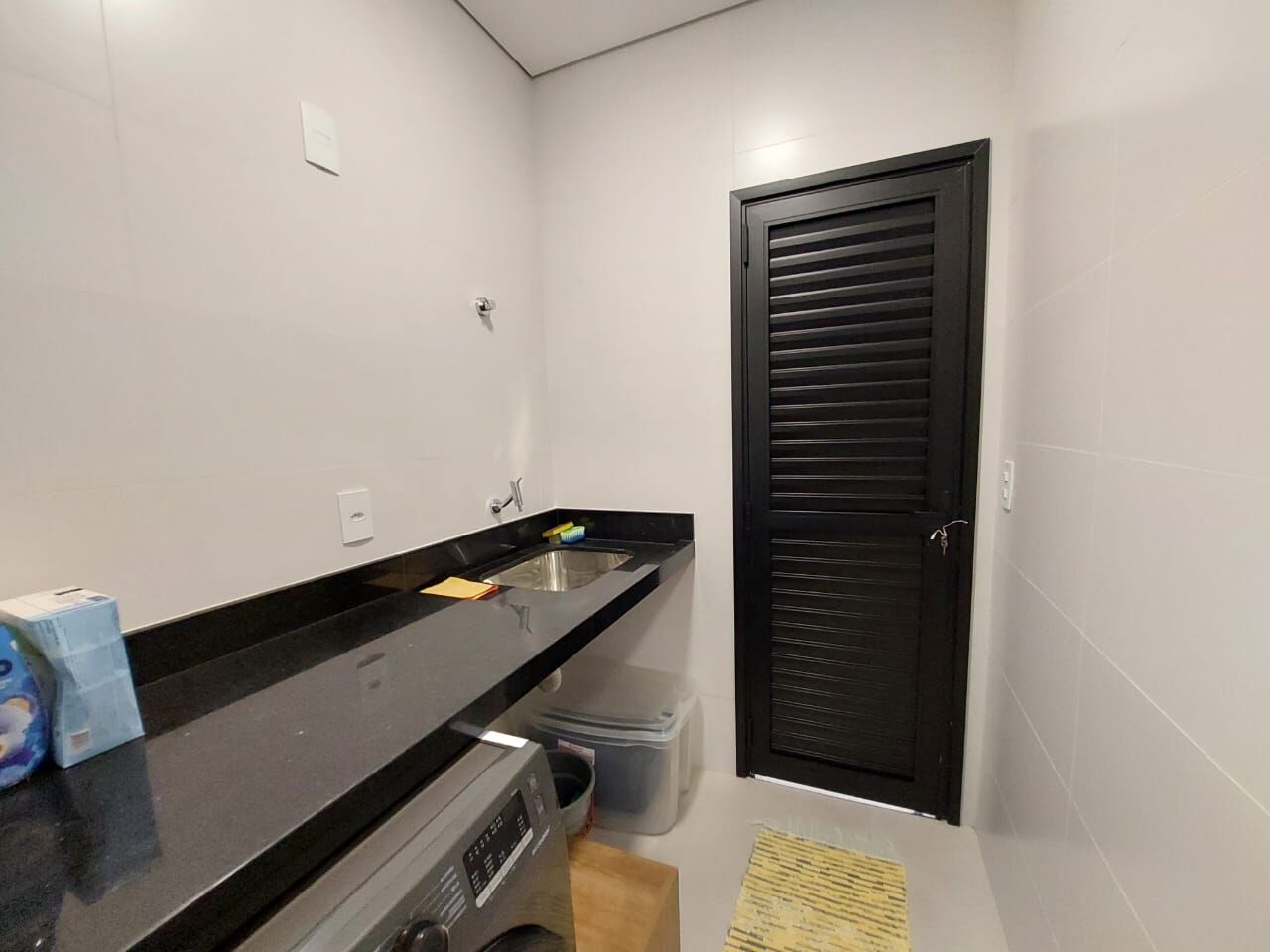 Casa para alugar com 3 quartos, 230m² - Foto 11