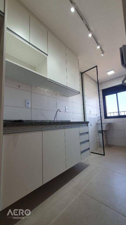 Apartamento para alugar com 3 quartos, 69m² - Foto 17