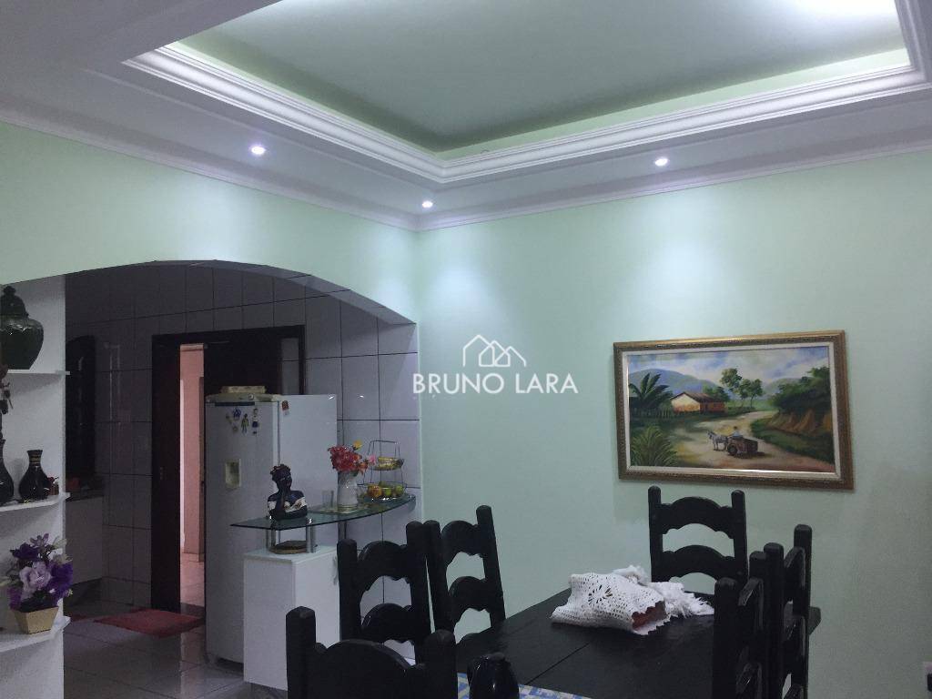 Casa à venda com 4 quartos, 157m² - Foto 5