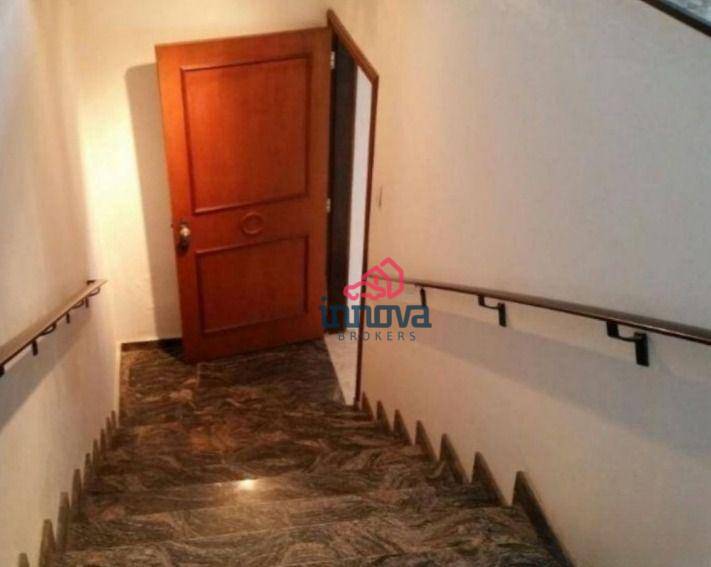 Casa à venda com 4 quartos, 297m² - Foto 13