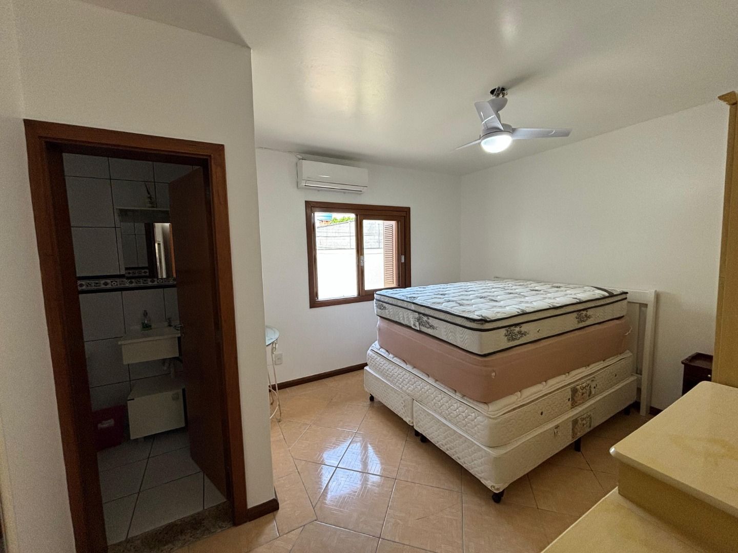 Casa à venda com 3 quartos, 117m² - Foto 14