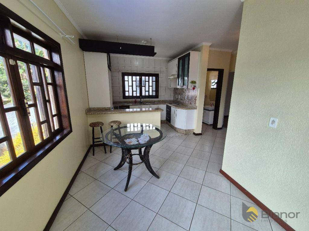 Casa à venda e aluguel com 3 quartos, 208m² - Foto 5