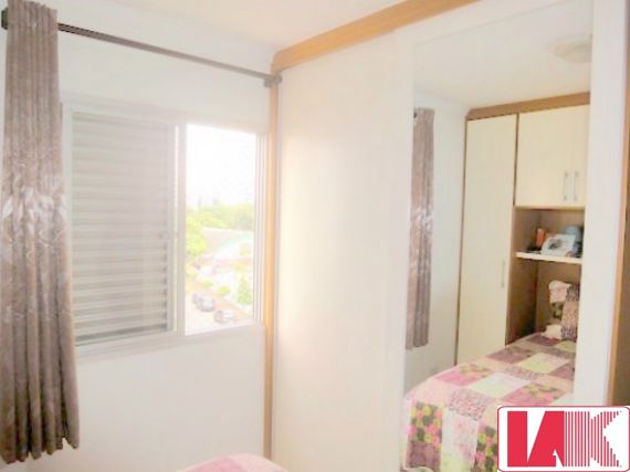 Apartamento à venda com 2 quartos, 60m² - Foto 20