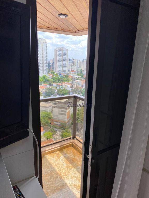 Apartamento à venda com 3 quartos, 146m² - Foto 22