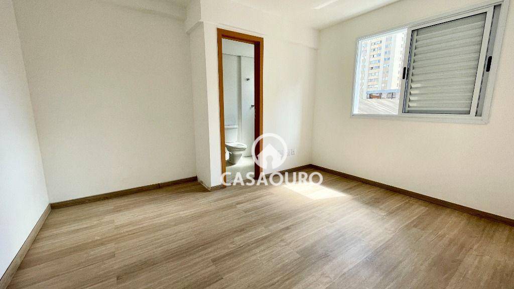 Apartamento à venda com 2 quartos, 62m² - Foto 18