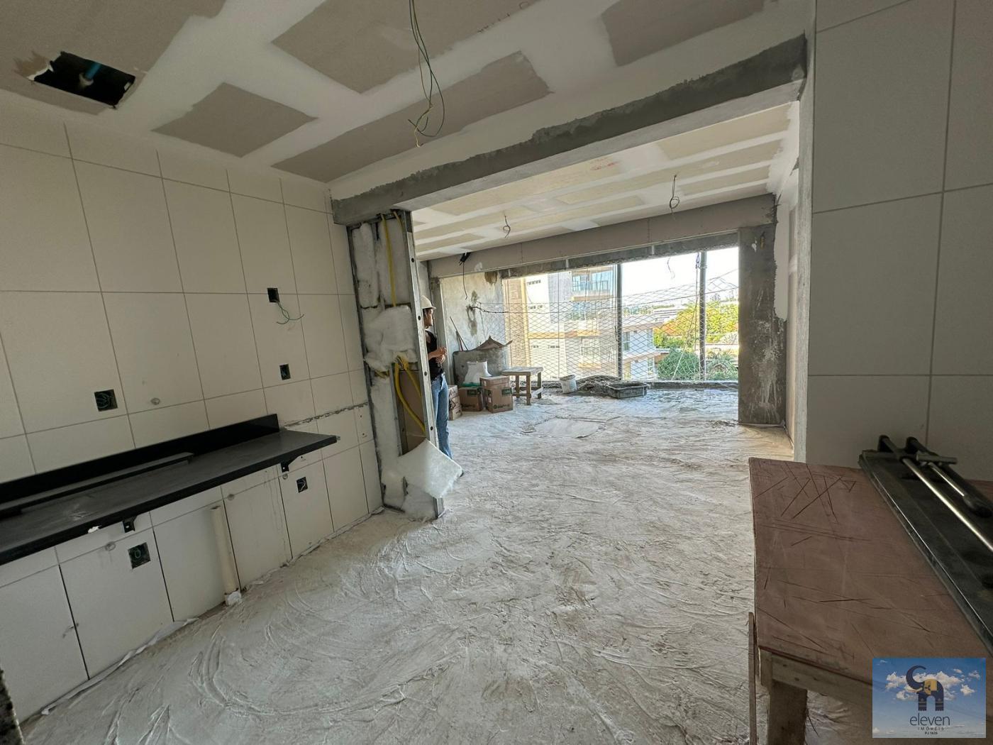 Apartamento à venda com 2 quartos, 87m² - Foto 10