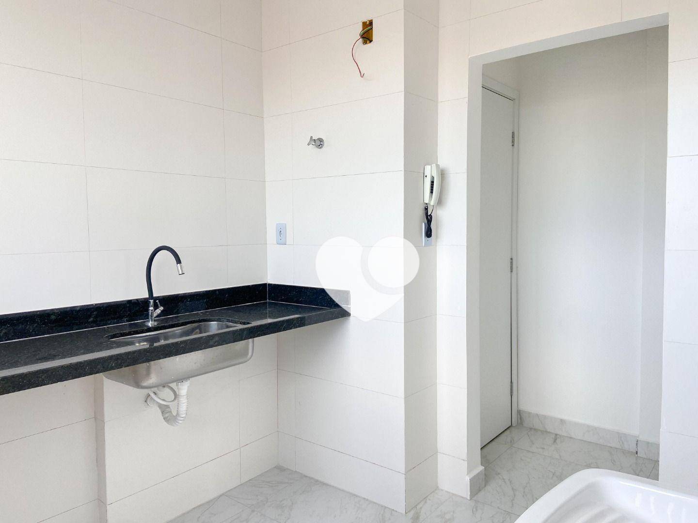 Apartamento à venda com 2 quartos, 72m² - Foto 12