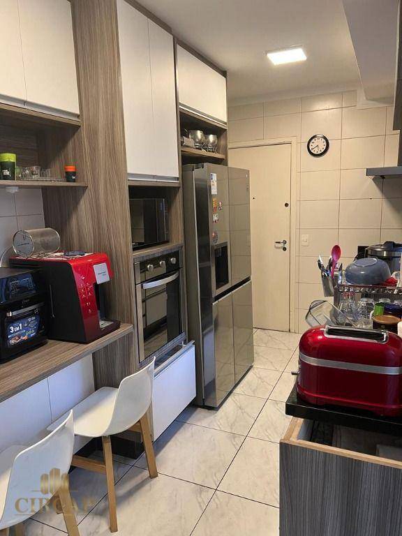 Apartamento à venda com 3 quartos, 168m² - Foto 9