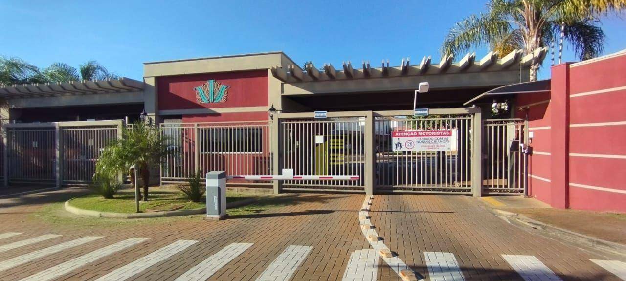 Casa de Condomínio para alugar com 3 quartos, 160m² - Foto 1