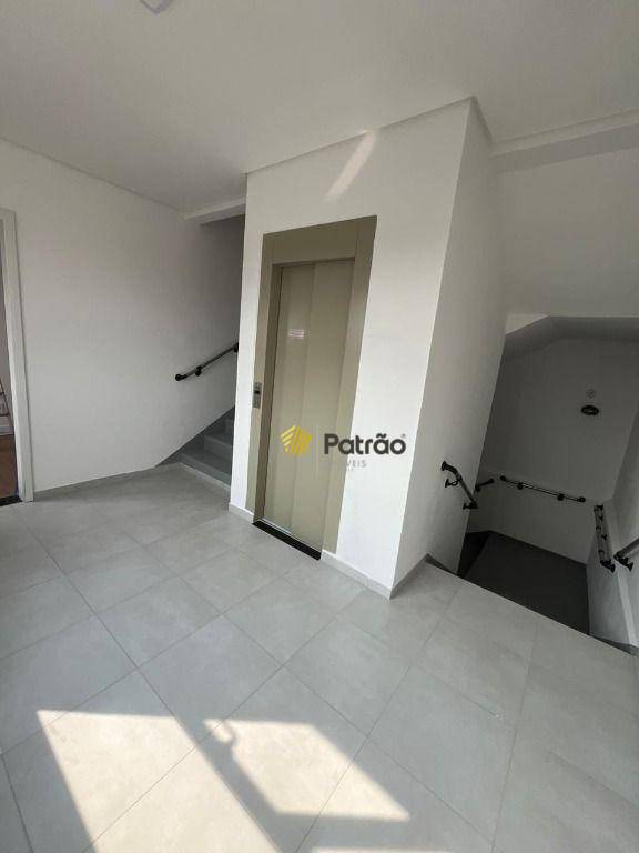 Apartamento à venda com 2 quartos, 41m² - Foto 13