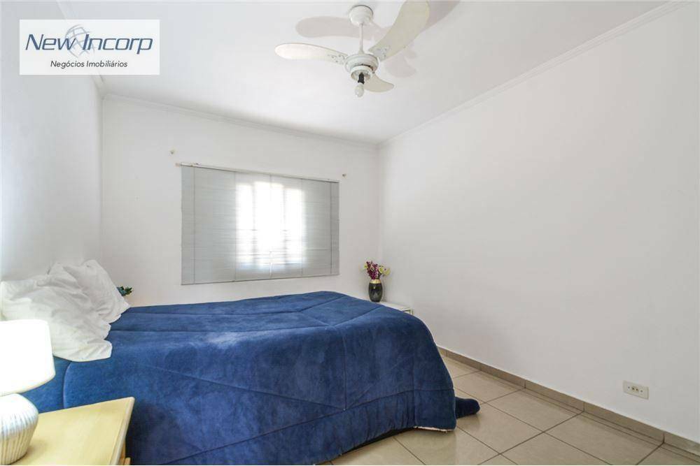 Casa à venda com 3 quartos, 200m² - Foto 46