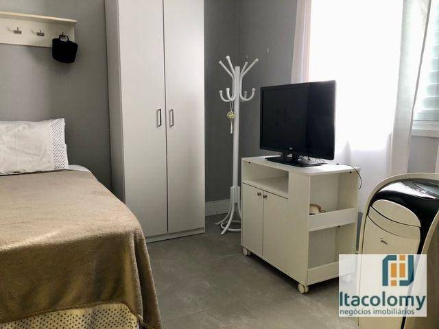 Apartamento para alugar com 2 quartos, 65m² - Foto 9