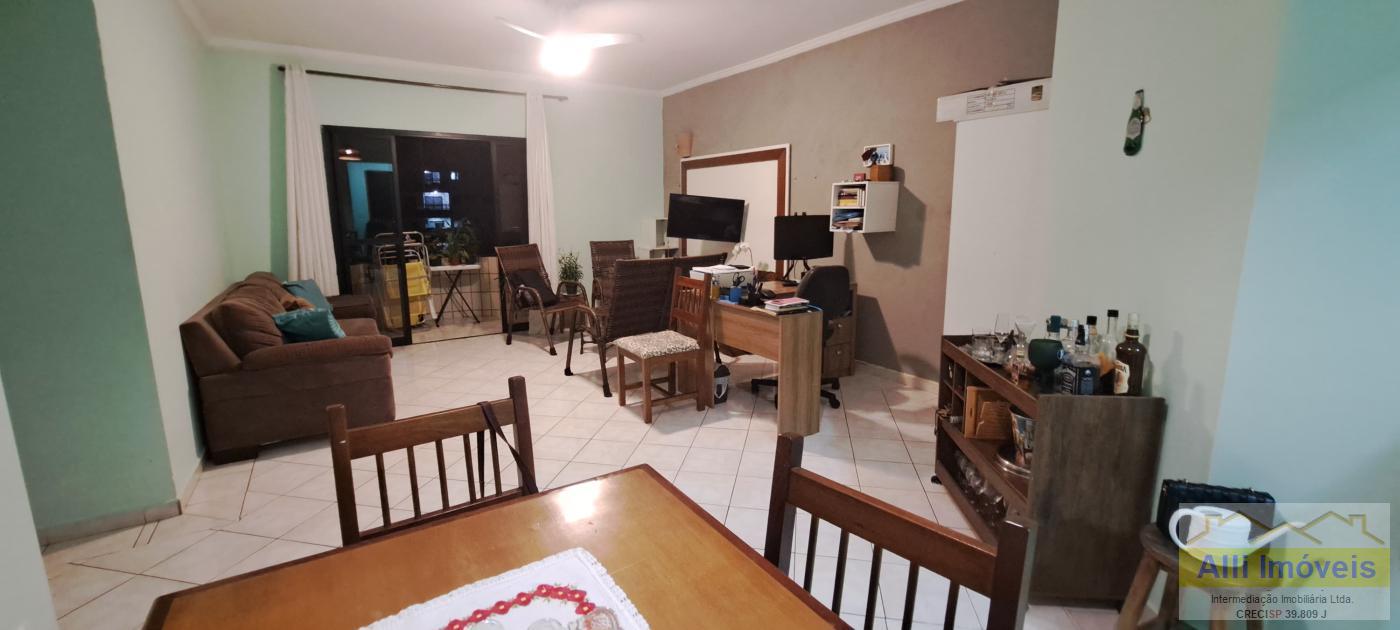 Apartamento à venda com 2 quartos, 90m² - Foto 5