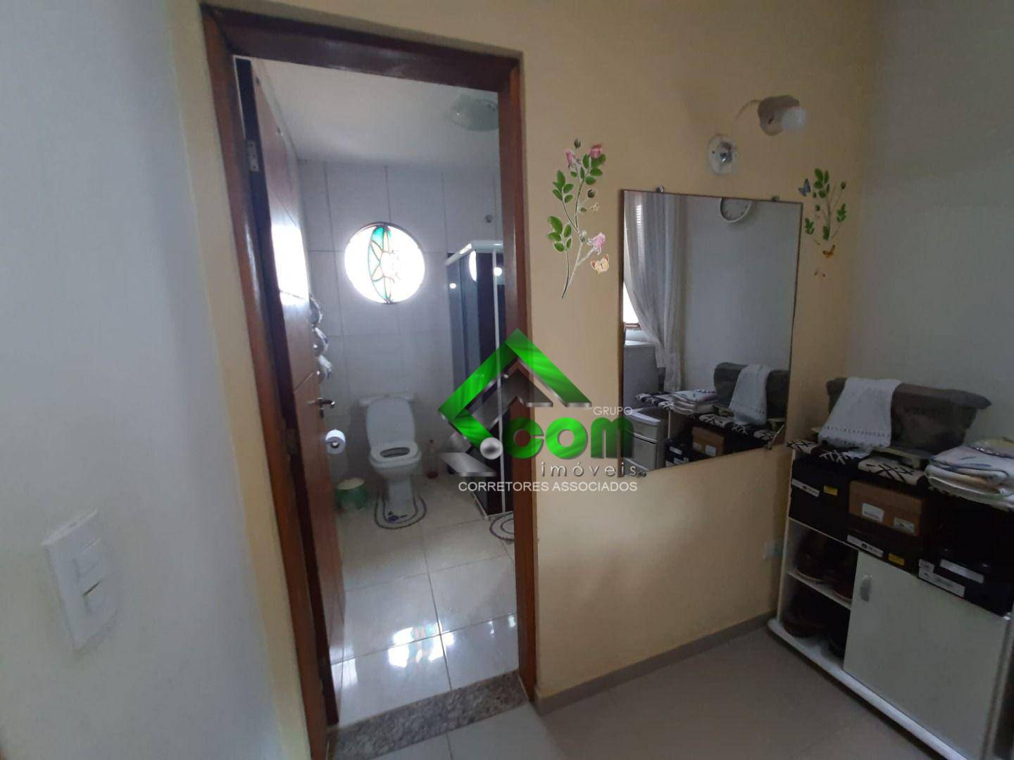 Casa à venda com 4 quartos, 310m² - Foto 45