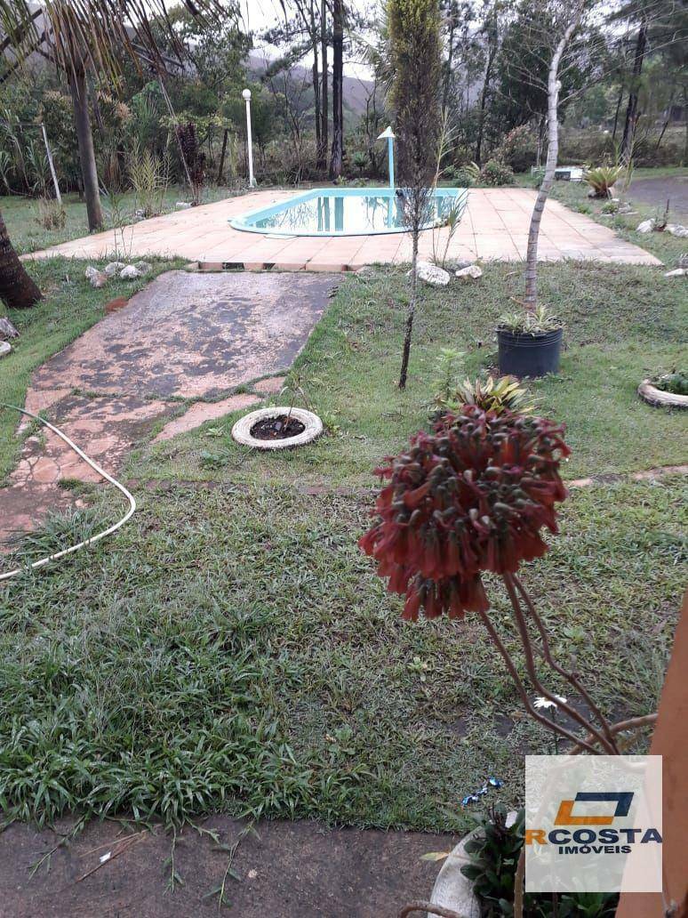 Chácara à venda com 3 quartos, 480M2 - Foto 1