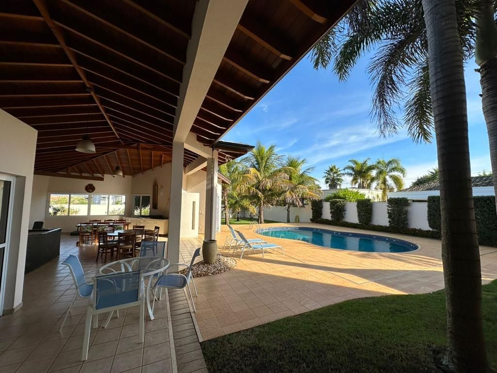 Casa de Condomínio à venda com 4 quartos, 560m² - Foto 10