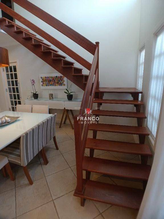 Casa de Condomínio à venda com 3 quartos, 220m² - Foto 23