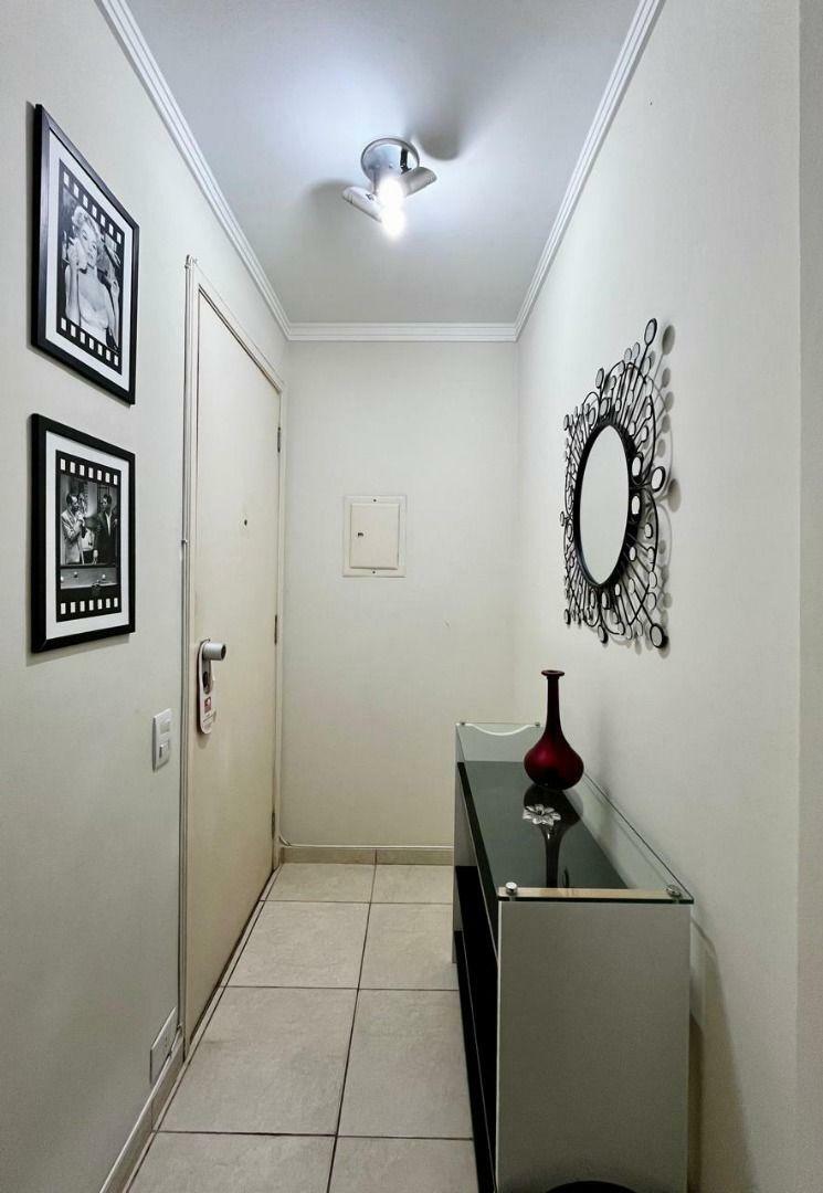 Apartamento à venda com 3 quartos, 110m² - Foto 2