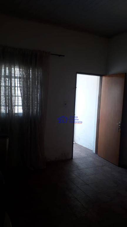 Casa à venda com 2 quartos, 100m² - Foto 12