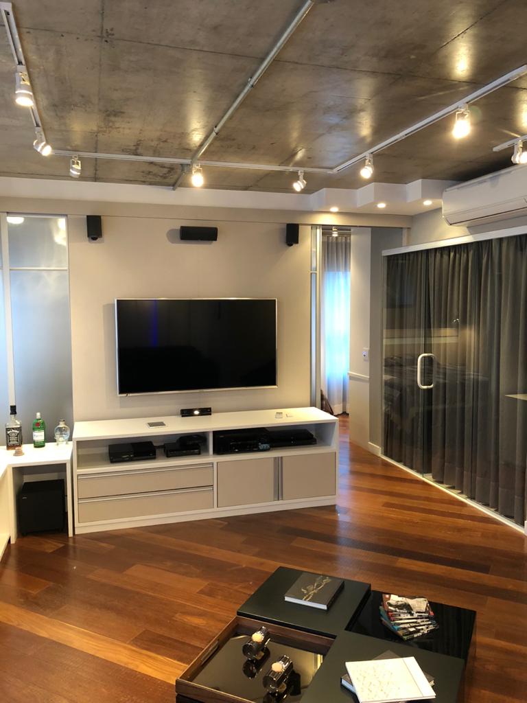 Apartamento à venda com 1 quarto, 70m² - Foto 6