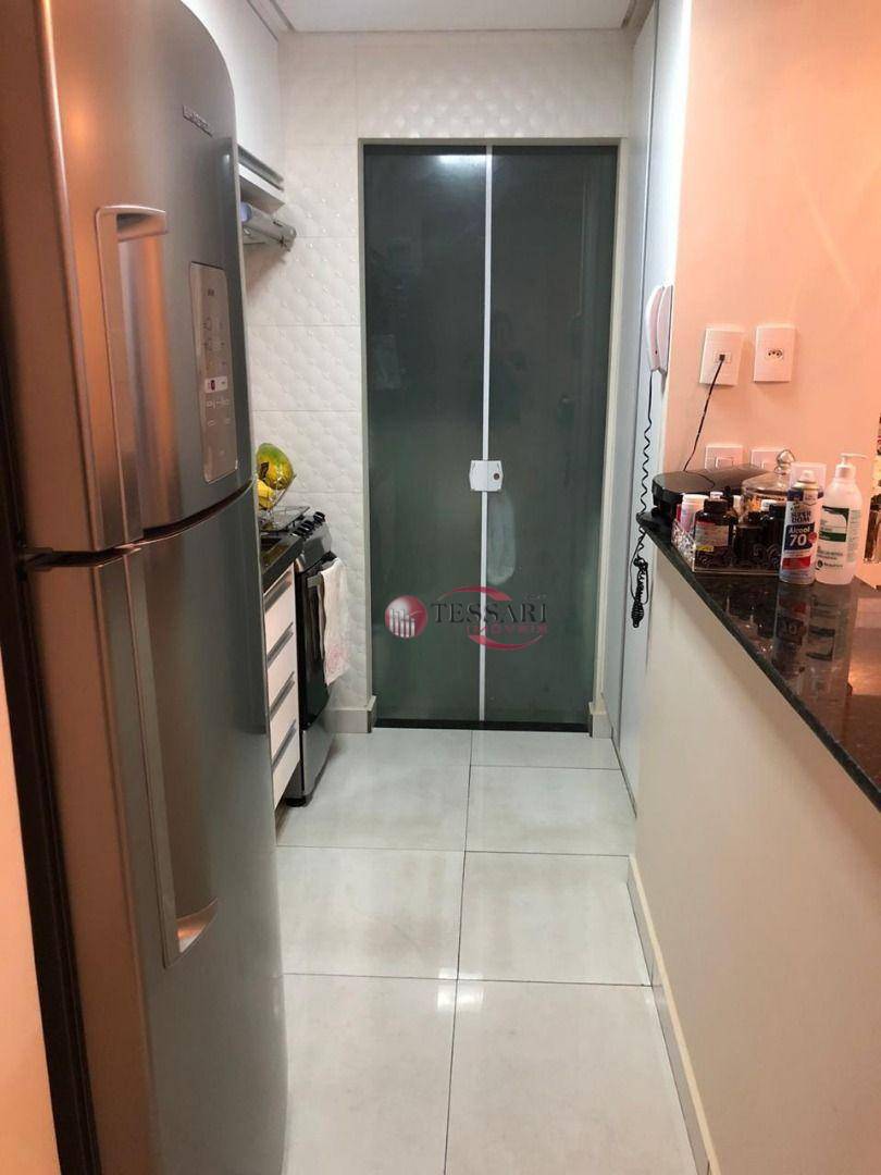 Apartamento à venda com 2 quartos, 70m² - Foto 7