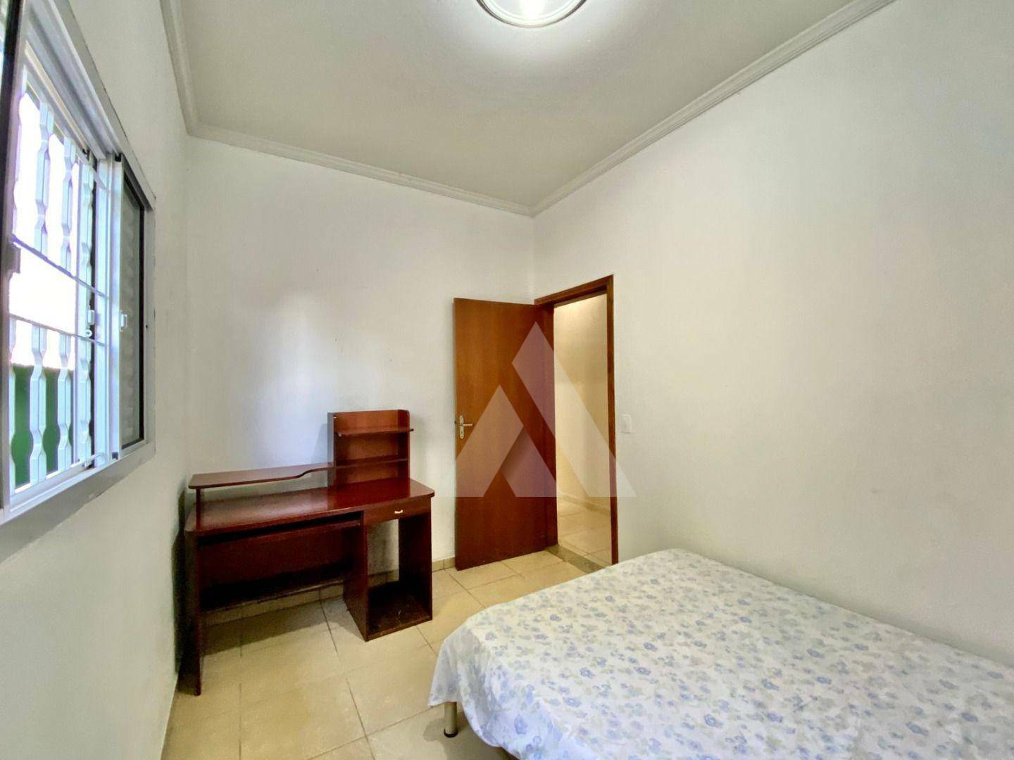 Casa à venda com 3 quartos, 178m² - Foto 9