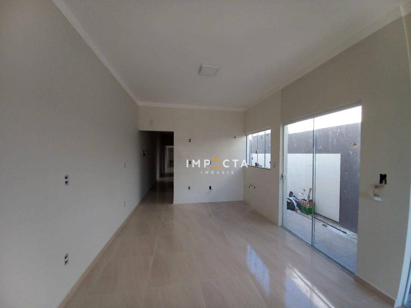 Casa à venda com 3 quartos, 92m² - Foto 4