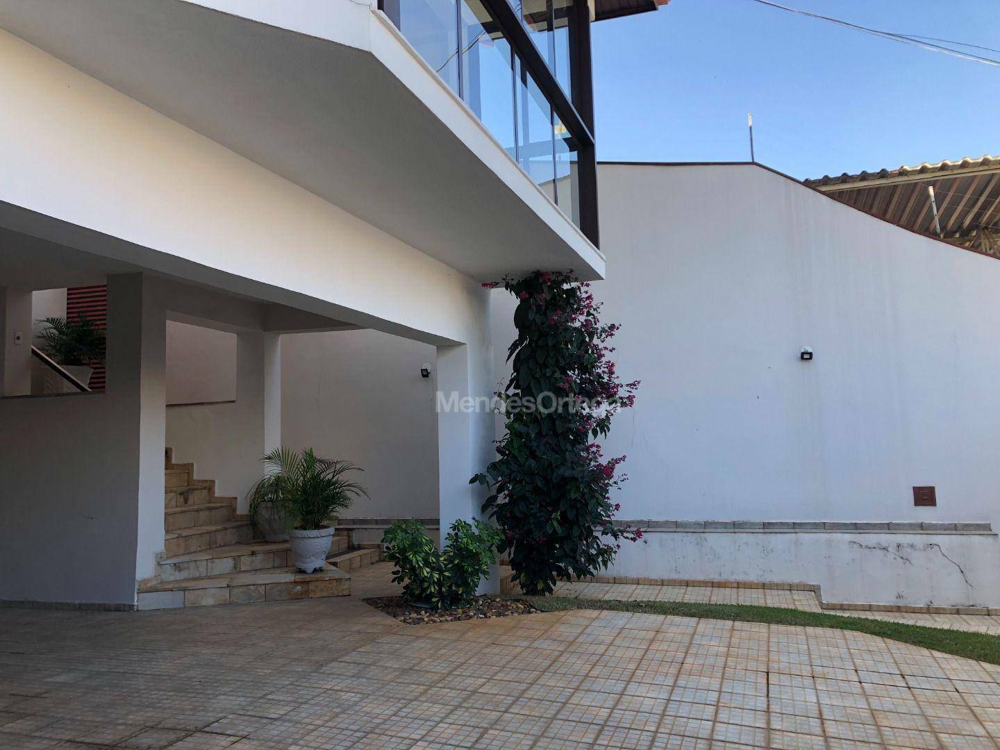 Casa à venda com 3 quartos, 304m² - Foto 35