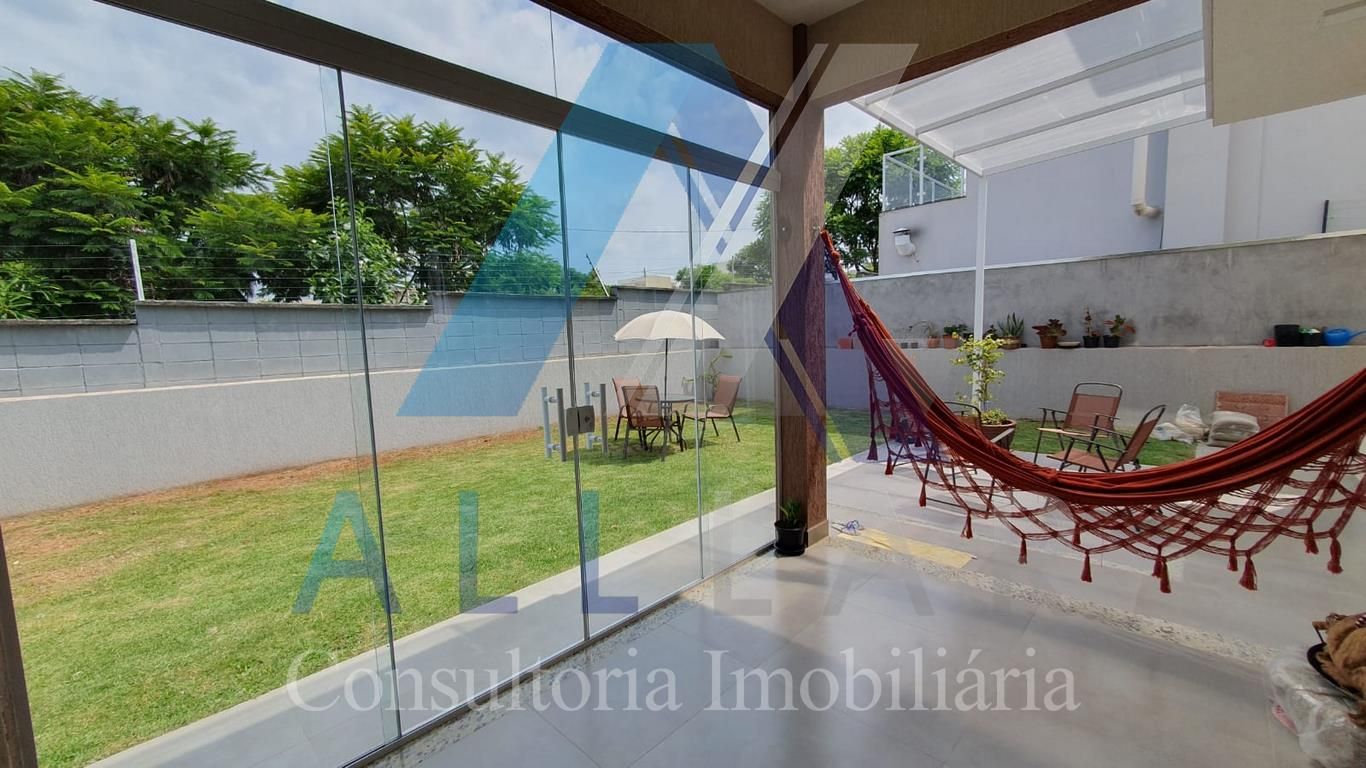 Sobrado à venda com 3 quartos, 179m² - Foto 2