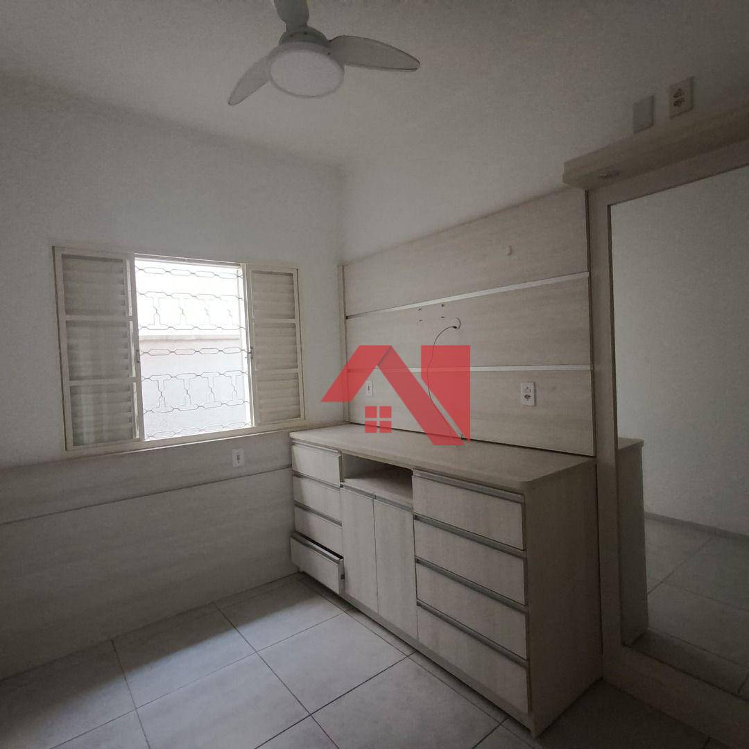 Casa para alugar com 2 quartos, 70m² - Foto 19