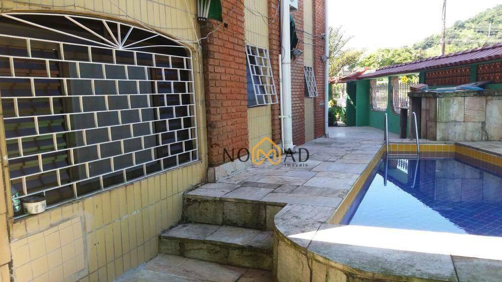 Casa de Condomínio à venda e aluguel com 3 quartos, 140m² - Foto 3