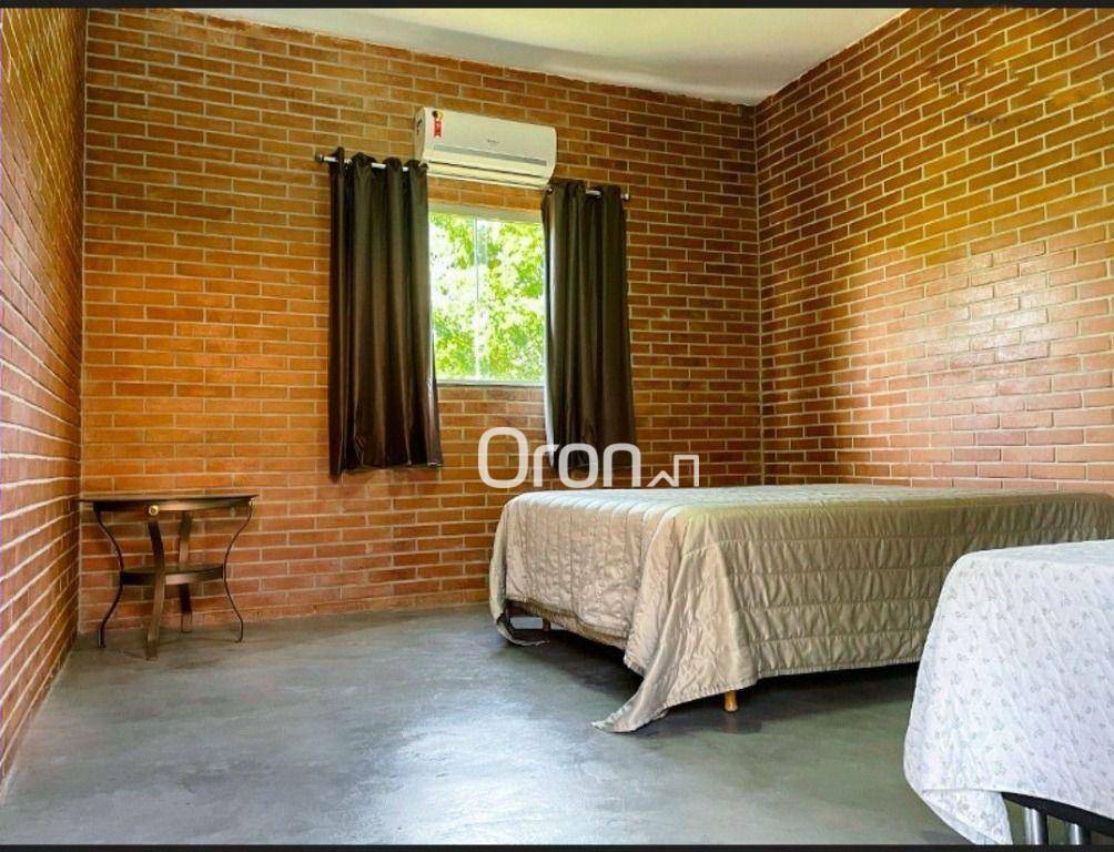 Chácara à venda com 4 quartos, 240m² - Foto 5