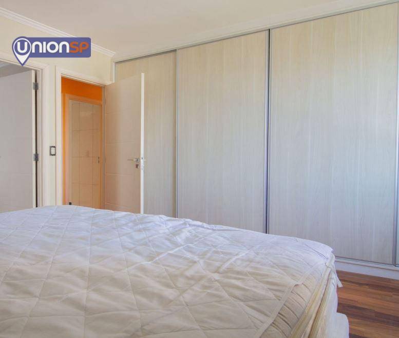 Apartamento à venda com 3 quartos, 143m² - Foto 7