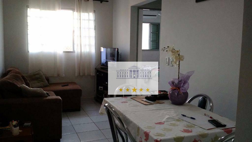 Apartamento à venda com 2 quartos, 56m² - Foto 2