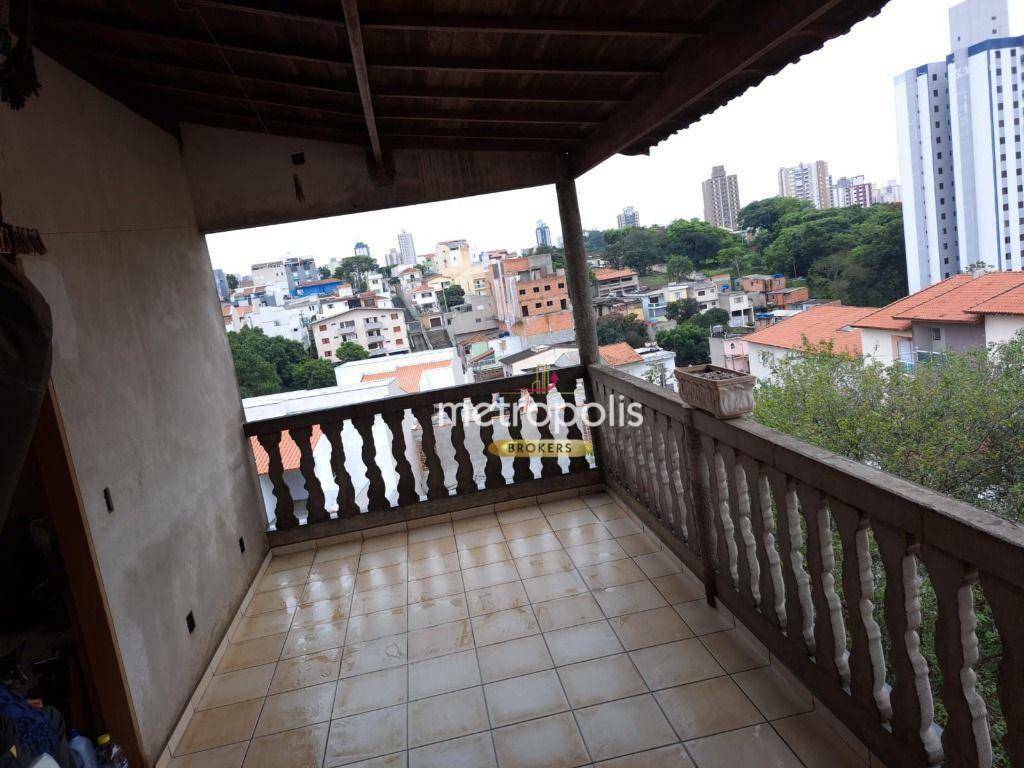 Sobrado à venda com 2 quartos, 220m² - Foto 29