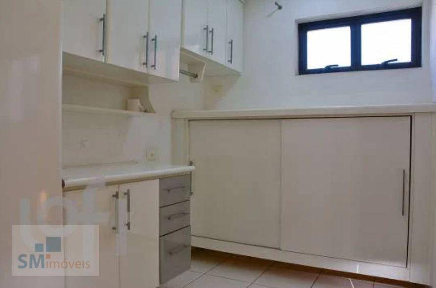 Apartamento à venda com 3 quartos, 196m² - Foto 5