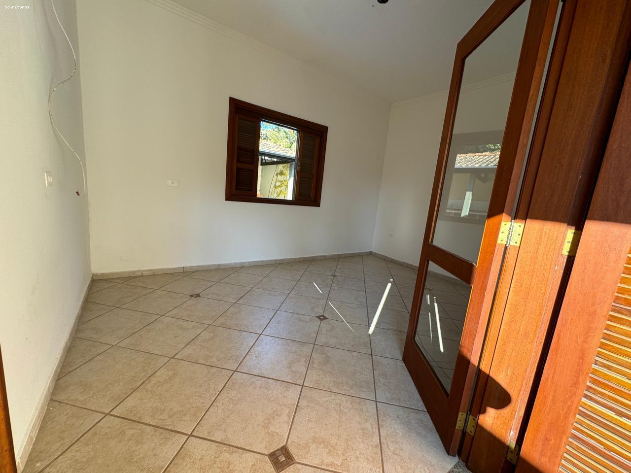 Sobrado à venda com 3 quartos, 460m² - Foto 31