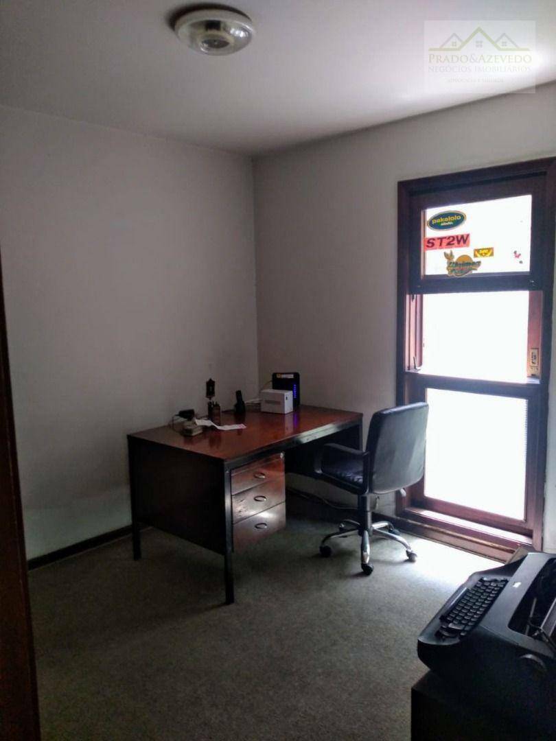 Casa à venda com 5 quartos, 223m² - Foto 15