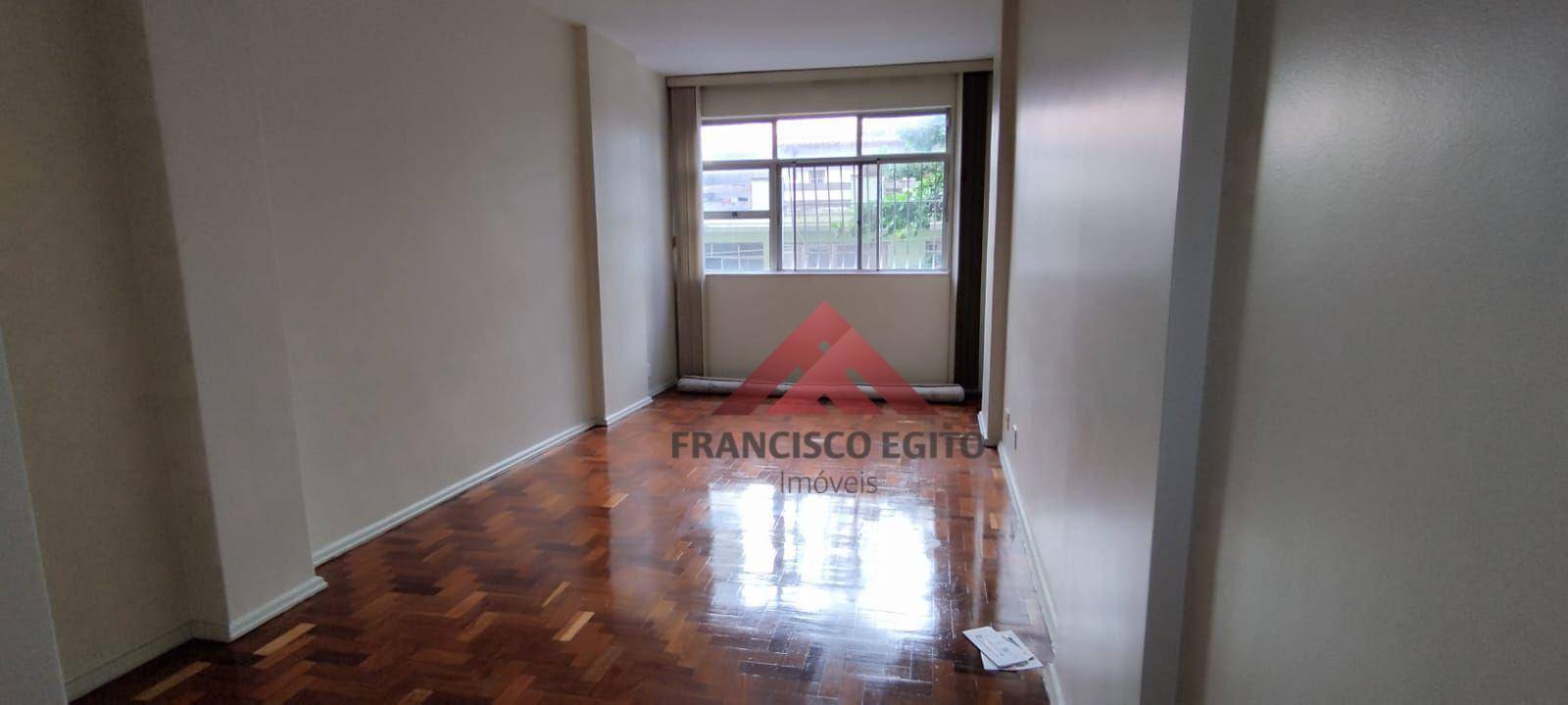 Apartamento à venda com 2 quartos, 70m² - Foto 21