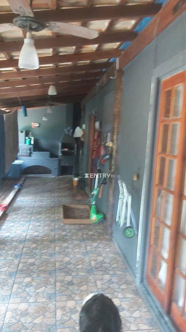 Casa de Condomínio à venda com 3 quartos, 200m² - Foto 12