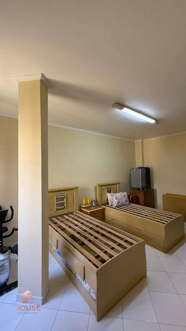 Casa de Condomínio à venda com 3 quartos, 500m² - Foto 17