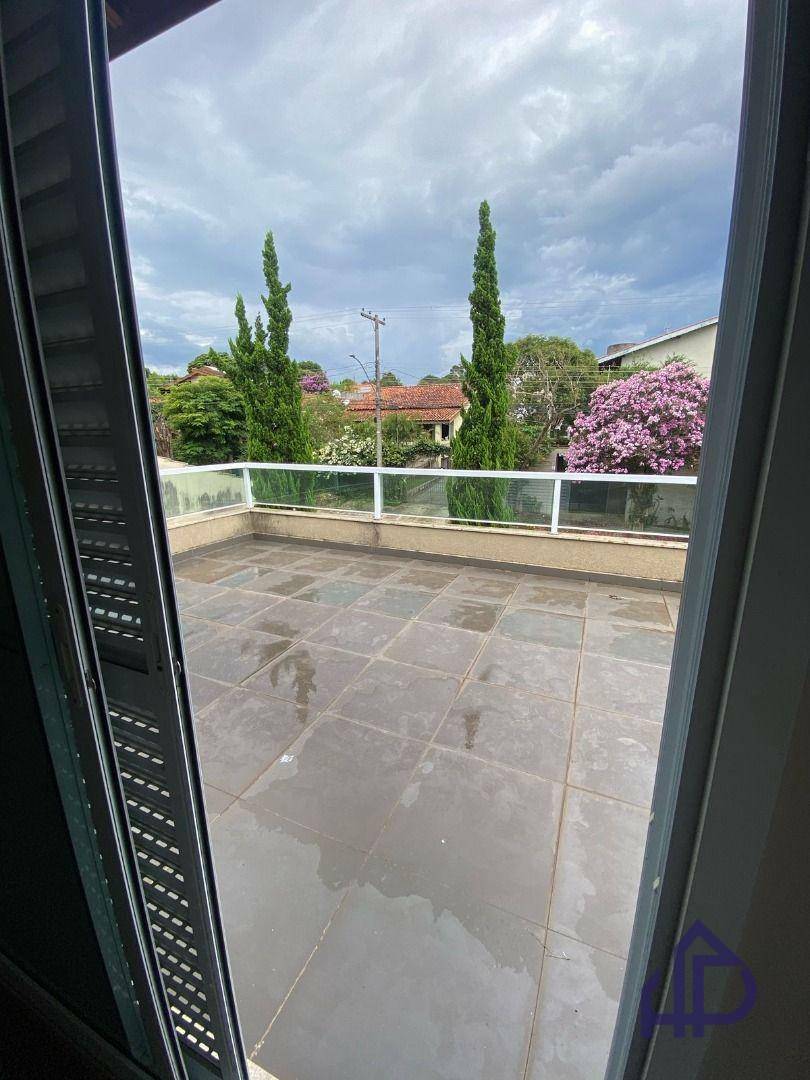 Casa para alugar com 3 quartos, 248m² - Foto 49