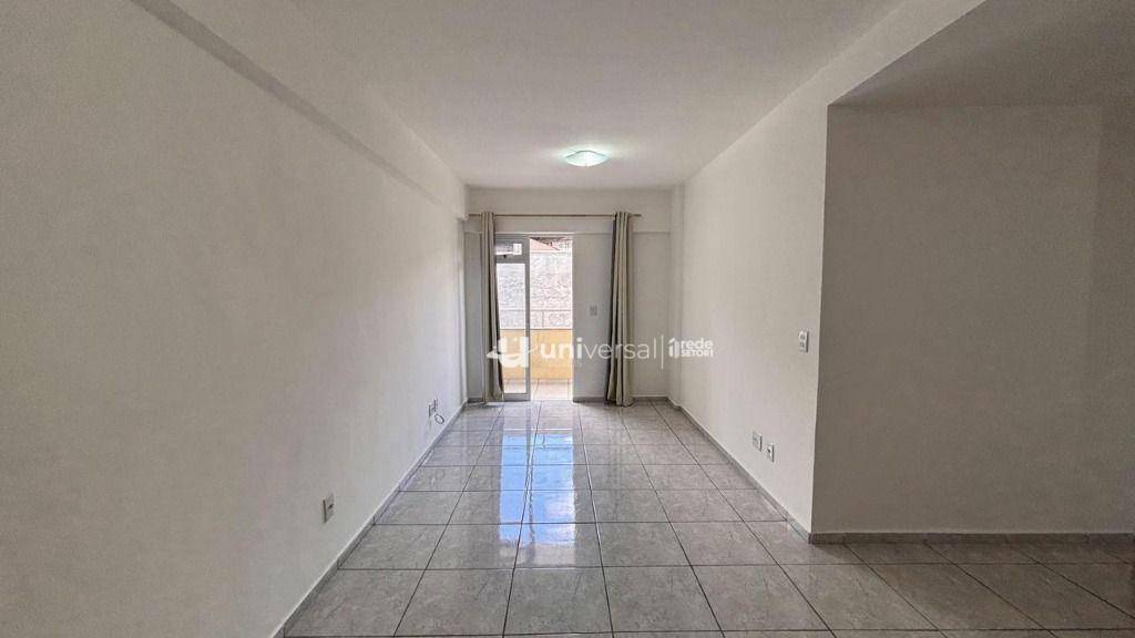 Apartamento para alugar com 2 quartos, 60m² - Foto 3
