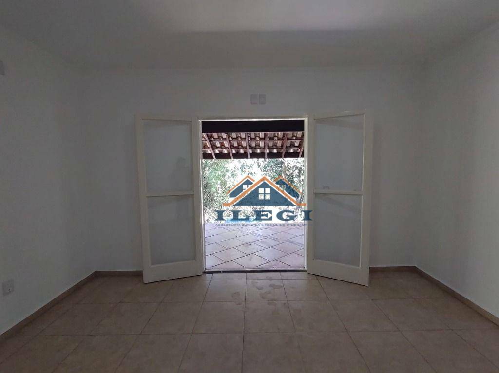 Chácara à venda com 4 quartos, 205m² - Foto 41