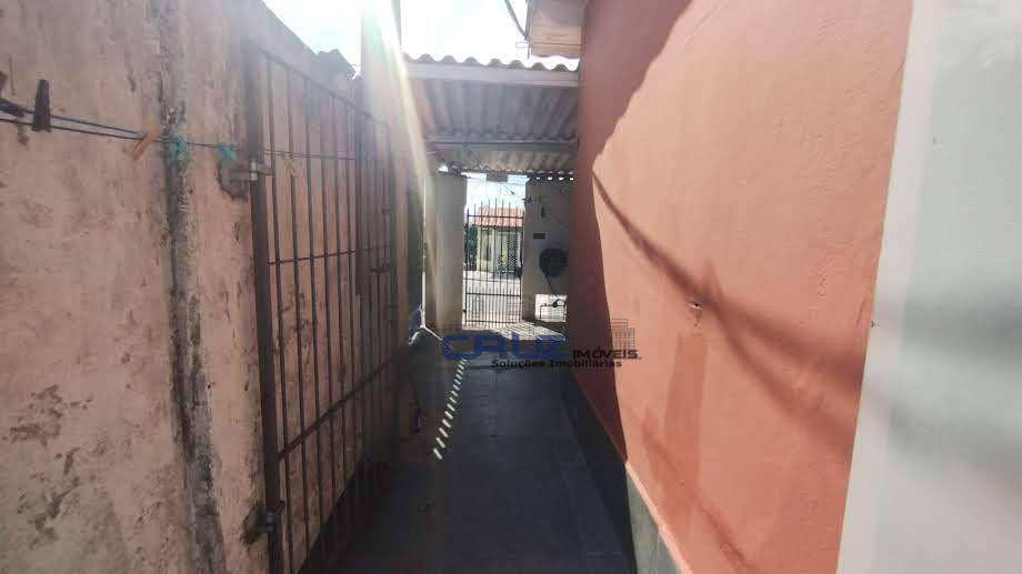 Casa à venda com 2 quartos, 200m² - Foto 55